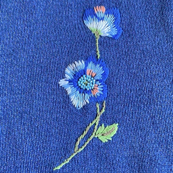 Liz Claiborne Vintage Boat Neck Floral Embroidered Sweater - Picture 3 of 5